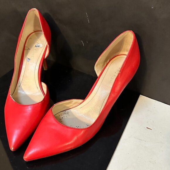 Marc Fischer Red Pumps Size 8.5 Christmas Party Pointed Toe Sexy Festive - Picture 2 of 7